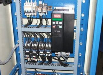 PLC׃�l���ƹ�ݔ��ˢ��