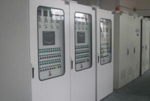 PLC׃�l���ƹ������c